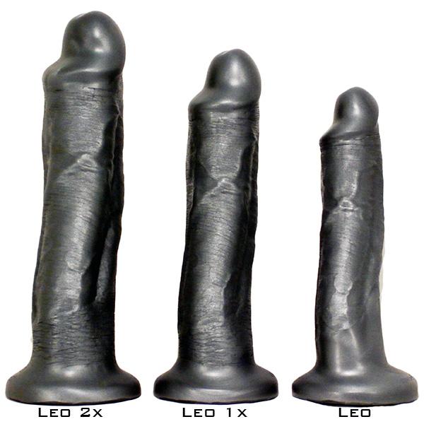 SquarePegToys® Leo Harness SuperSoft Silicone Dildo - Image 8