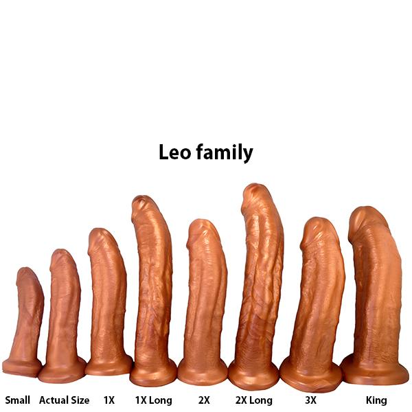 SquarePegToys® Leo Harness SuperSoft Silicone Dildo - Image 9