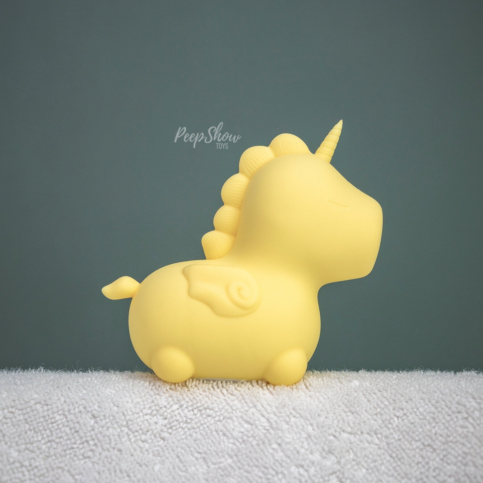 Unihorn Bean Blossom - Clitoral Air + Tongue Vibrator with Dual Motors - Image 3